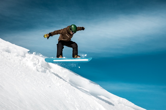 Extreme snowboarding fun